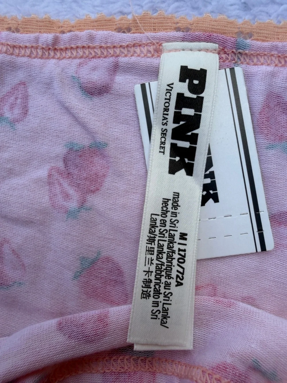 PINK Victoria's Secret Peach Strawberry Print Boyshorts - Picture 3 of 4